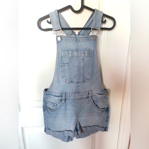 GARAGE Light Denim Overall Shorts (SIZE XS)